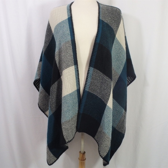 Unknown Jackets & Blazers - Reversible Poncho Teal Black White Plaid So Soft!